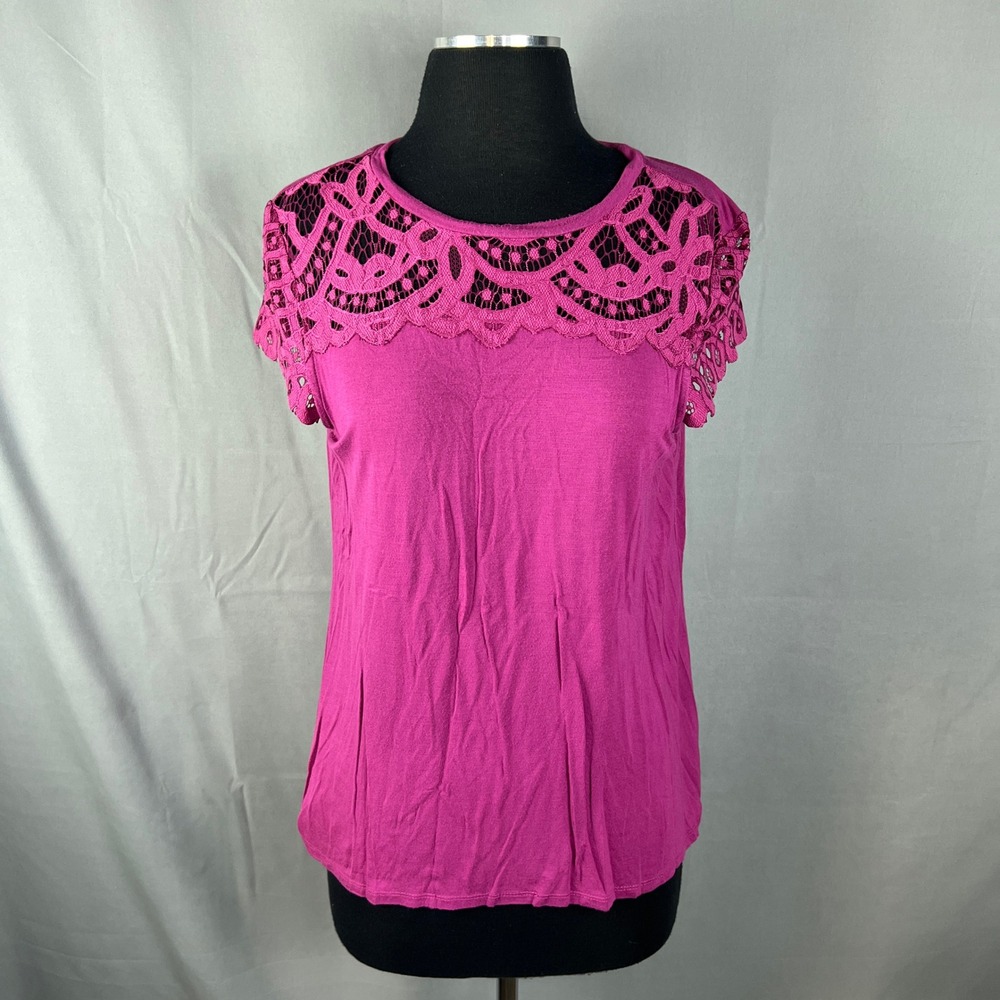 GNW Blouse Top Womens Medium Pink Stretch Scallop Lace Detail Modern Minimalist